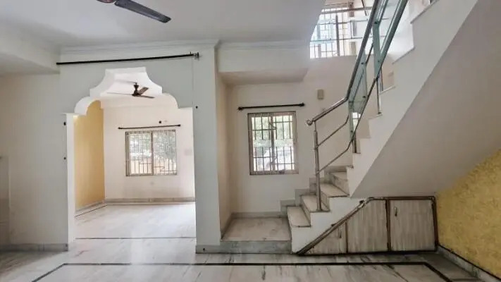 Luxury 5 BHK Duplex for Sale in Rohit Nagar, Bhopal